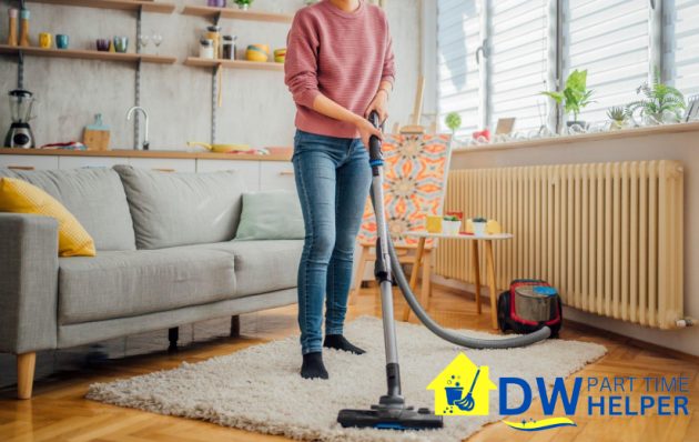 featured-image-women-cleaning-the-living-room-7-tips-for-diy-house-cleaning-in-singapore