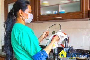 11 Reasons Why Hiring A Part Time Maid is Important in Singapore 7 cleaning-kitchenware-11-reasons-why-hiring-a-part-time-maid-is-important-in-singapore-part-time-maid-dw-part-time-helper-singapore