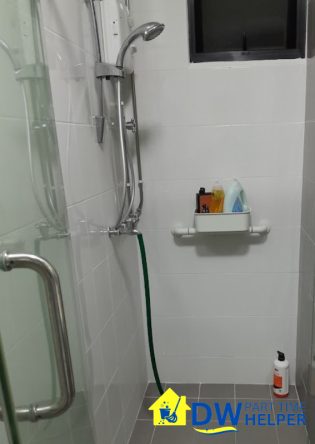 bathroom-cleaning-dw-part-time-helper-singapore-hdb-tiong-bahru-1