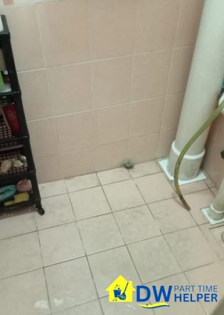 bathroom-cleaning-dw-part-time-helper-singapore-hdb-holland-1