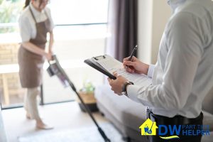 cleaner-cleaning-with-checklist-7-reasons-to-hire-professional-weekly-house-cleaning-services-dw-part-time-helper-singapore