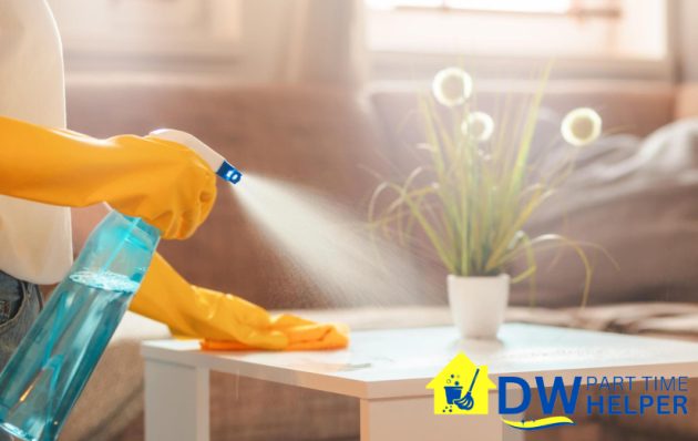 cleaner-using-cleaning-product-6-benefits-of-using-eco-friendly-products-for-diy-weekly-house-cleaning-dw-part-time-helper-singapore