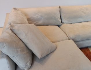 upholstery-cleaning-services-part-time-helper-singapore-landed-tanglin-1