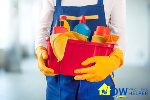 person-cleaning-dw-part-time-helper-singapore