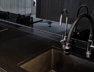 kitchen-cleaning-post-renovation-cleaning-services-dw-part-time-helper-singapore-hdb-yishun-1