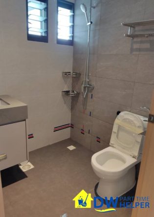 bathroom-post-renovation-cleaning-services-dw-part-time-helper-singapore-hdb-sengkang-1
