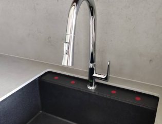 kitchen-post-renovation-cleaning-services-dw-part-time-helper-singapore-hdb-sengkang-1