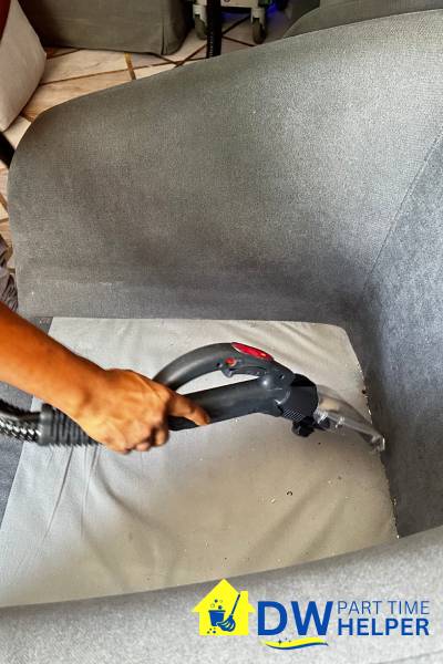 upholstery-cleaning-dw-part-time-helper-singapore