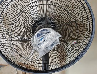 cleaning-fan-part-time-cleaner-service-dw-part-time-helper-singapore-hdb-bukit-merah-00