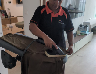 ironing-clothes-housekeeping-services-dw-part-time-helper-condo-redhill-00