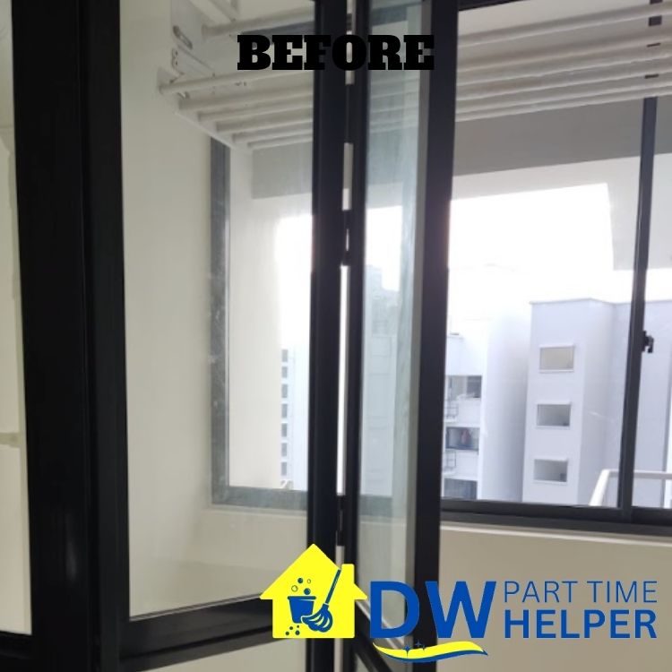 bifold-door-cleaning-post-renovation-cleaning-service-dw-part-time-helper-singapore-hdb-sengkang-2